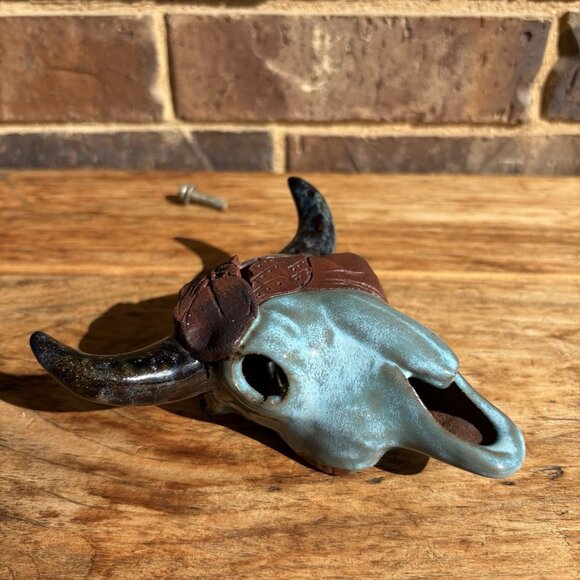 Glazed enamel pottery bull skull with mounting bolt Turquoise/Aqua Terracotta 5” - Picture 2 of 16